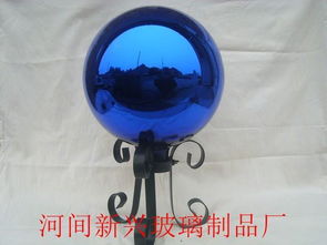 蓝色电镀花园球 当工业美学点缀自然，网络竞技球探索科技新边界